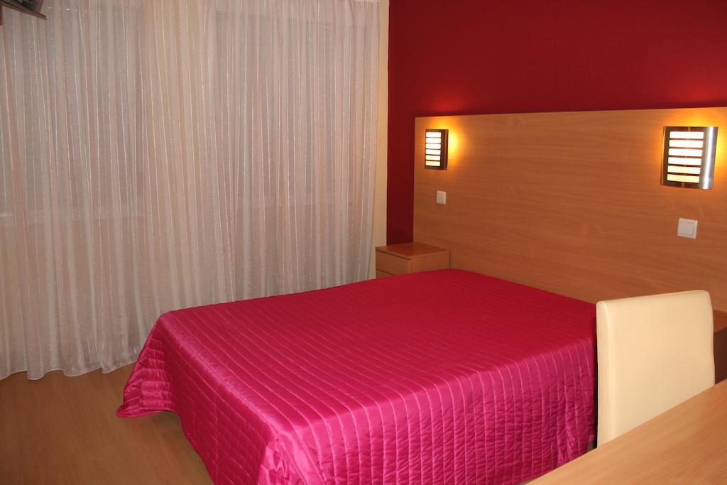 Guest House Estrela Porto Szoba fotó