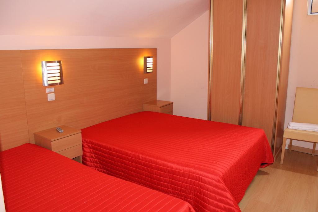 Guest House Estrela Porto Szoba fotó