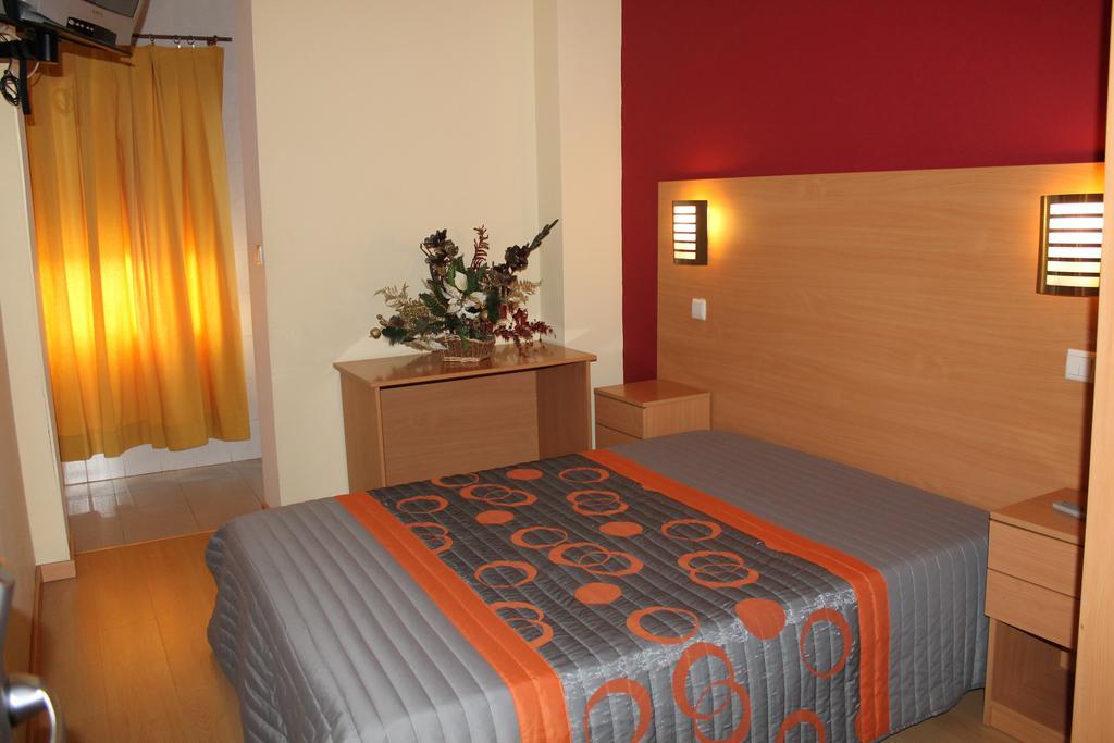 Guest House Estrela Porto Kültér fotó